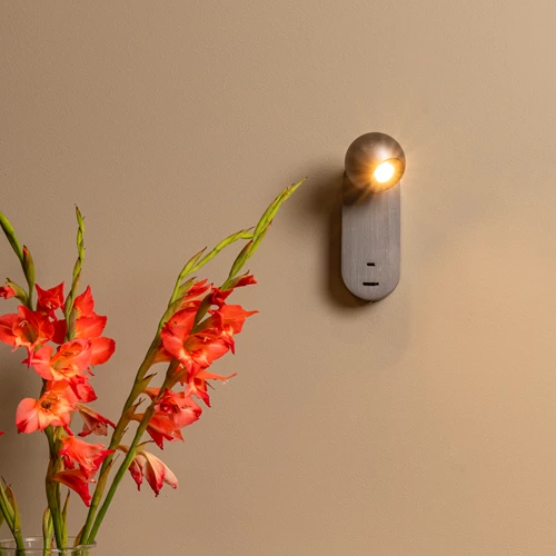 Lucide MONTANA - Wandlamp - LED - CCT - 1x6,3W 2700K/4000K - Met USB oplaadpunt - Grijs ijzer | Premium - sfeer 1